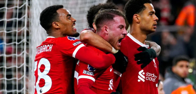 Liverpool 4-1 Luton: Reds vender kampen, topper igen